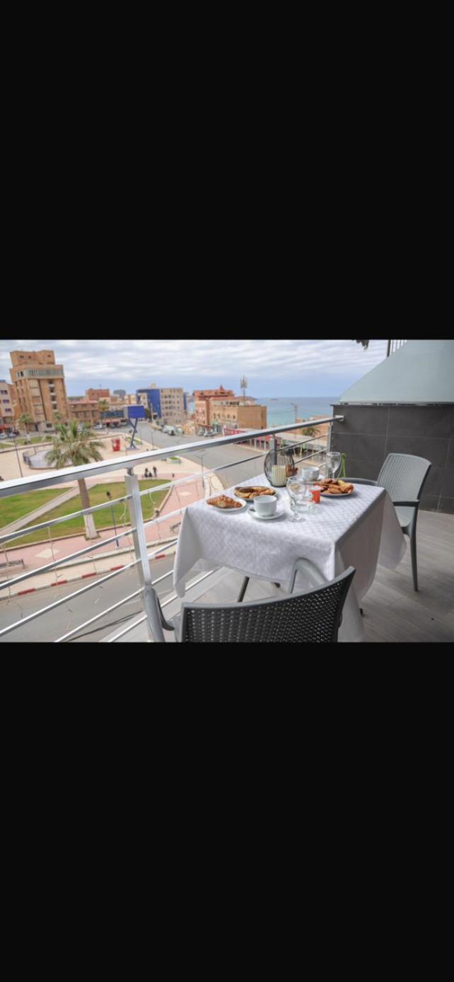 Calypso Hotel Ain el Turk Bagian luar foto